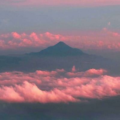 中年不发福！51岁景岗山紧身衣秀健硕身材