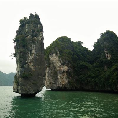 直播丨台风“贝碧嘉”登陆上海临港新城，多路记者直击风雨一线